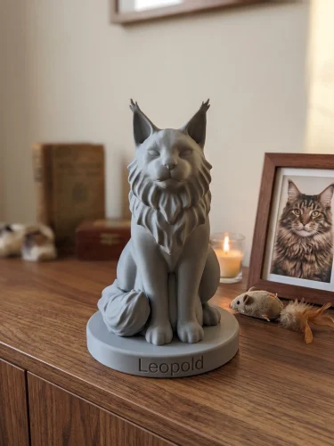 Maine Coon Cat Urn — Extra-Fine 3D Printed Memorial for Ashes | Free Name Engraving photo review